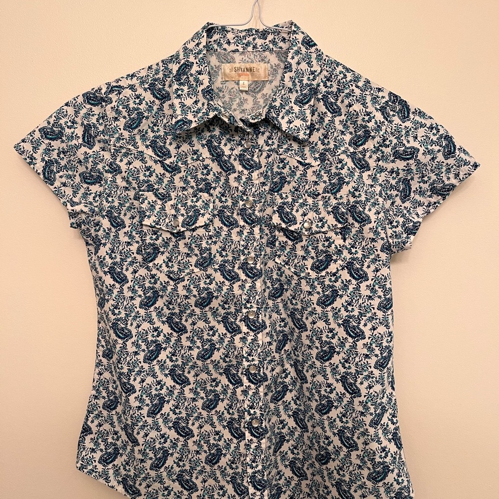 Shyanne Blue and White Paisley Blouse